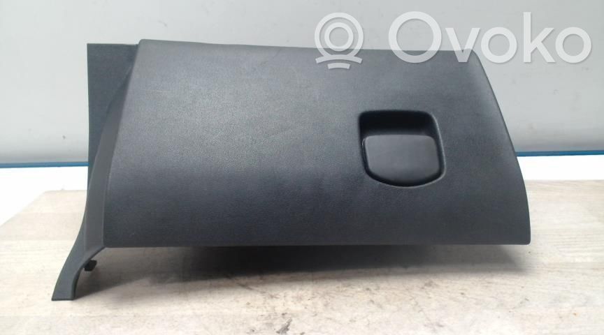 Opel Corsa D Cutie mănuși 