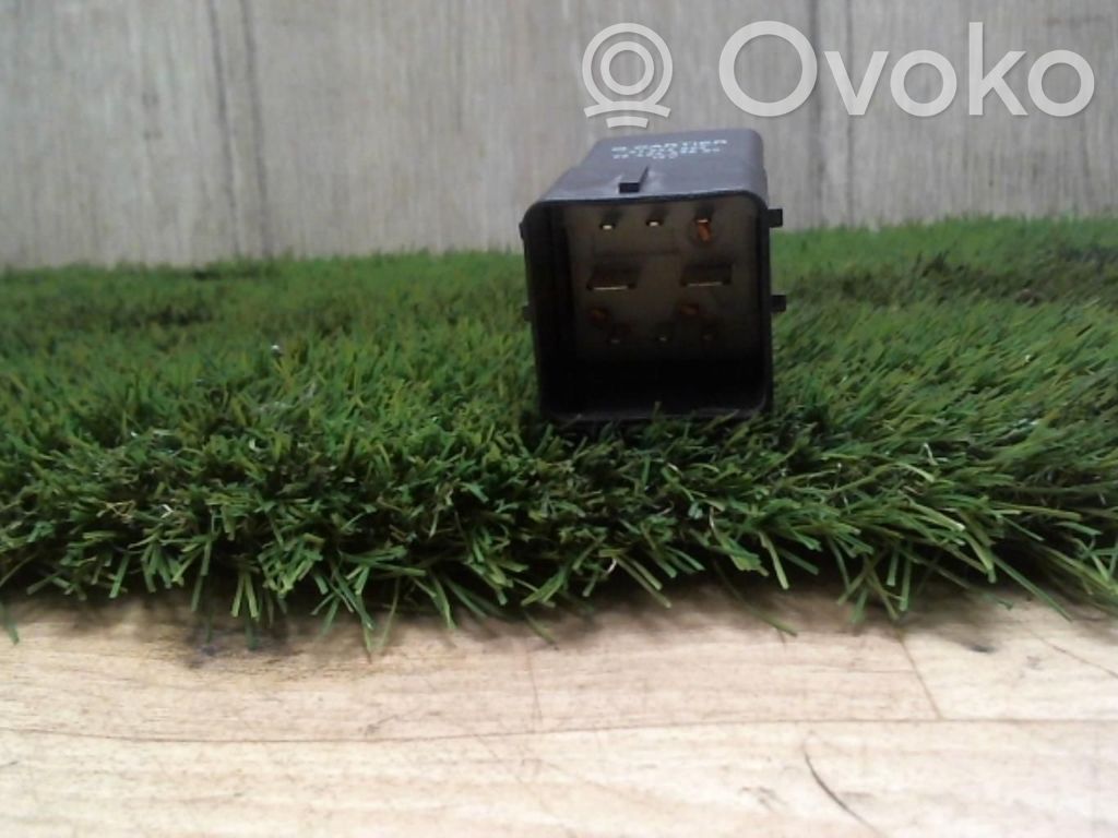 Citroen C4 I Relè preriscaldamento candelette