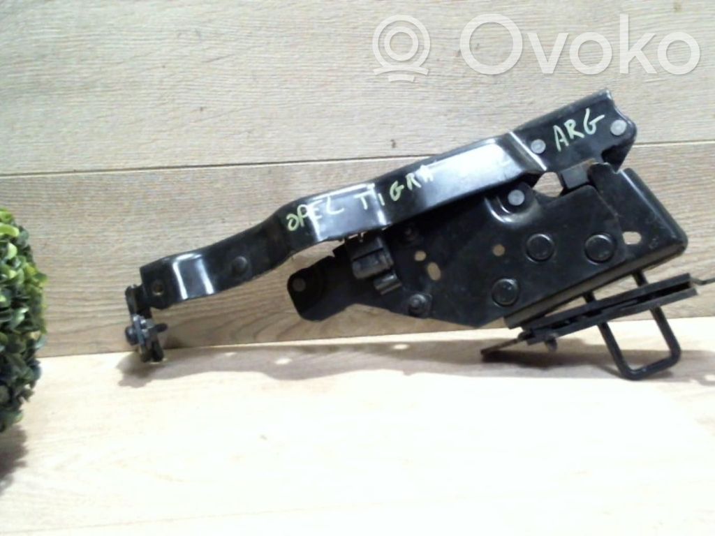 Opel Tigra B Engine bonnet/hood hinges 