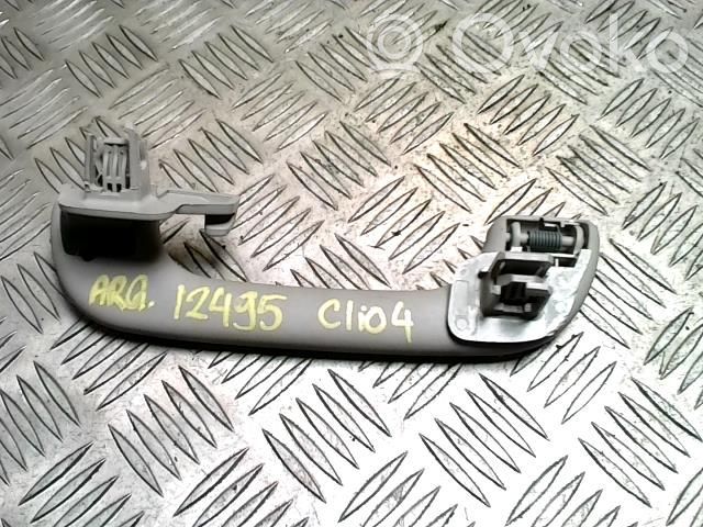 Renault Clio IV Un set di maniglie per il soffitto
