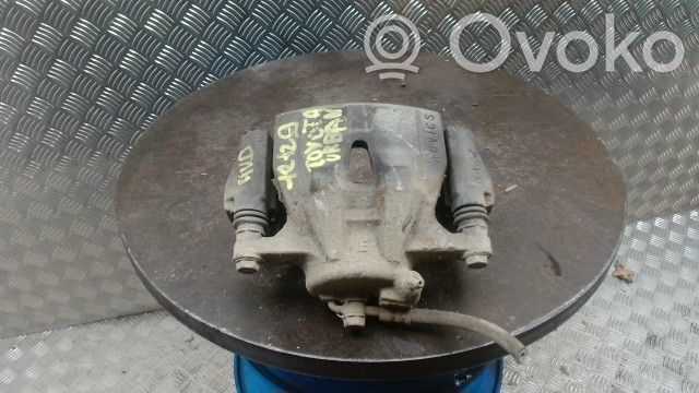 Toyota Urban Cruiser XP110 Pinza del freno anteriore