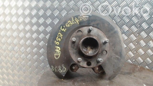 Ford Mondeo MK IV Cubo de rueda trasera