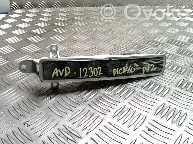 Citroen C3 Picasso Parte del faro 