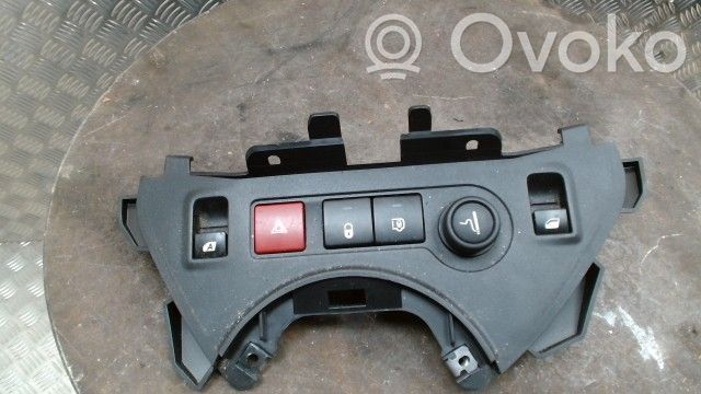 Citroen Berlingo Comutator lumini pericol 