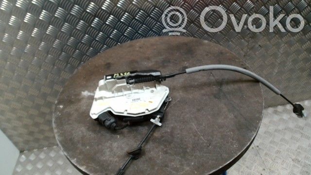 Volkswagen Tiguan Încuietoare ușă spate 
