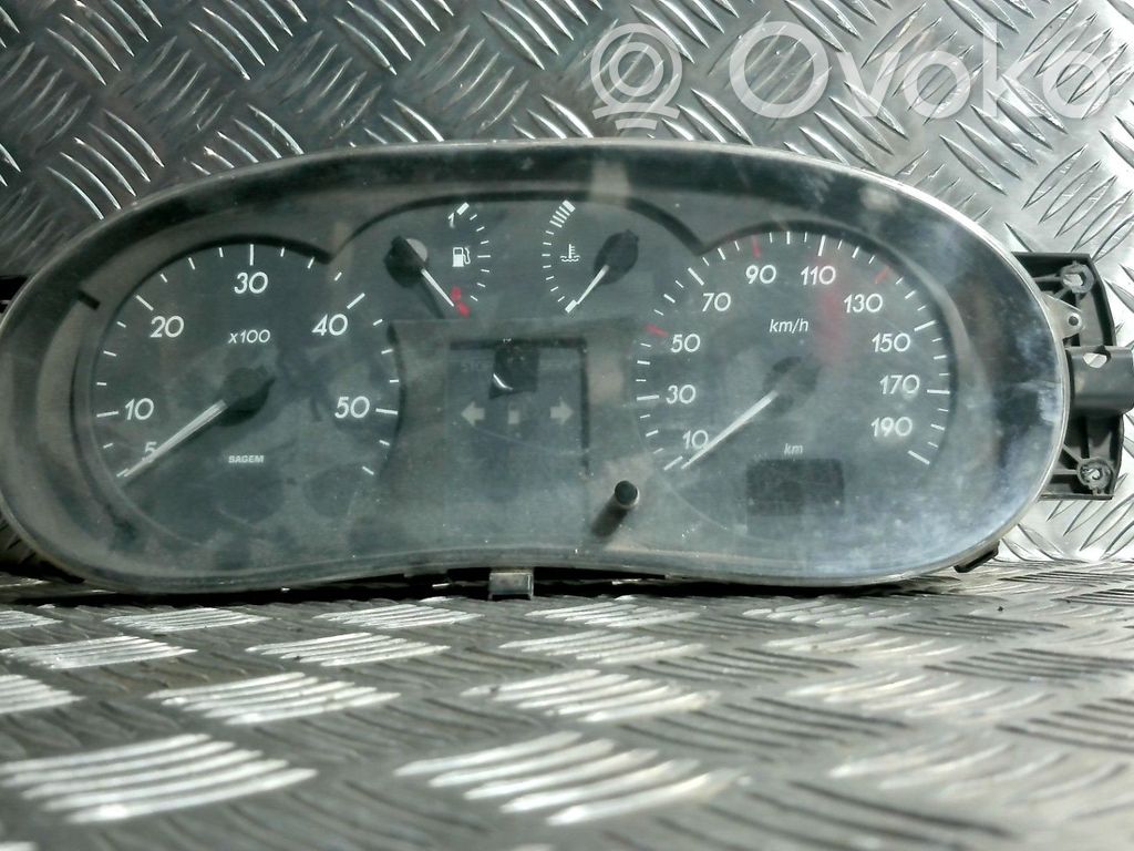 Geschwindigkeitsmesser Cockpit   8200140413,8200140413