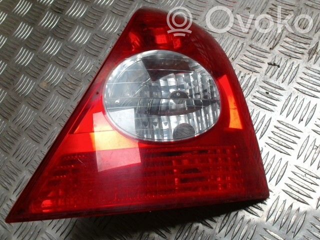Renault Clio II Luci posteriori