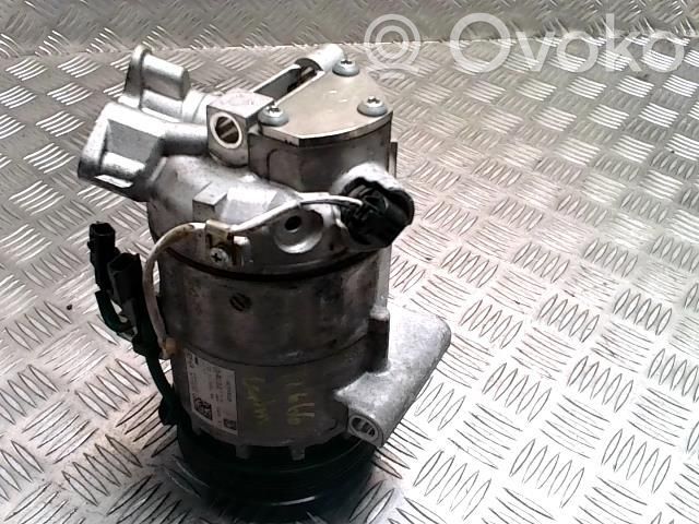 Compresor (pompă) aer condiționat (A/C)   926004423R,926004423R