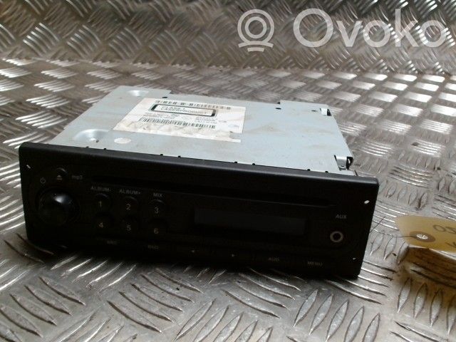 Radio / CD-Player / DVD-Player / Navigation   281112231R,281112231R