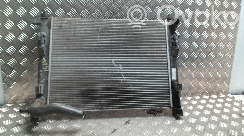 Renault Clio IV Set del radiatore 
