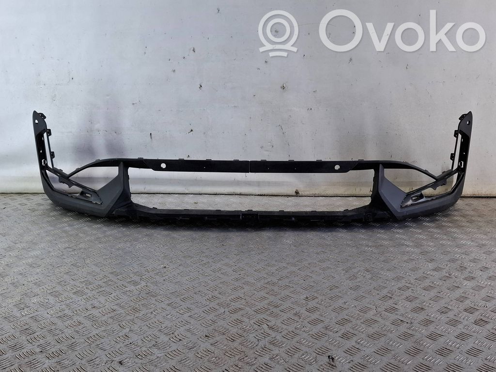 BMW X1 U11 Borde del parachoques delantero 