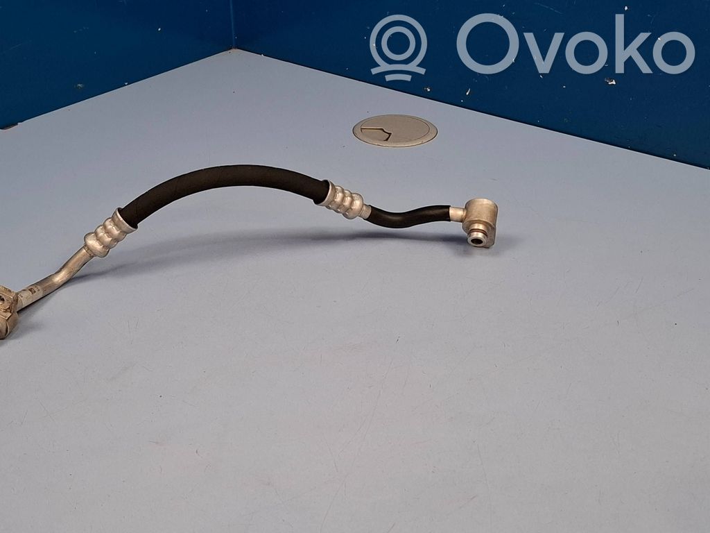 Ilmastointilaitteen putki (A/C)   4KE816700C
