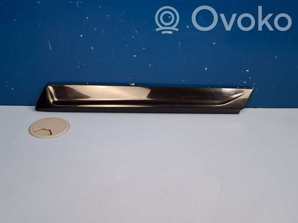 Audi Q7 4M Tailgate trim 