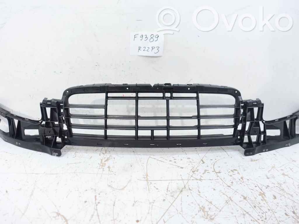 Front bumper   4F0807233E