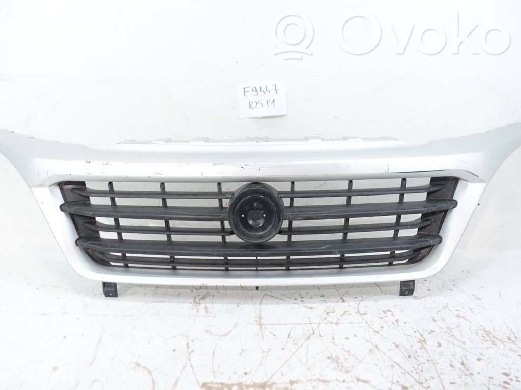 Fiat Ducato Etupuskurin ylempi jäähdytinsäleikkö 