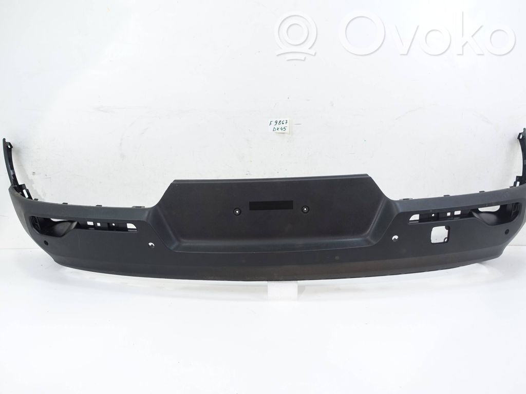 Volvo XC40 Apakšējā bampera daļa 