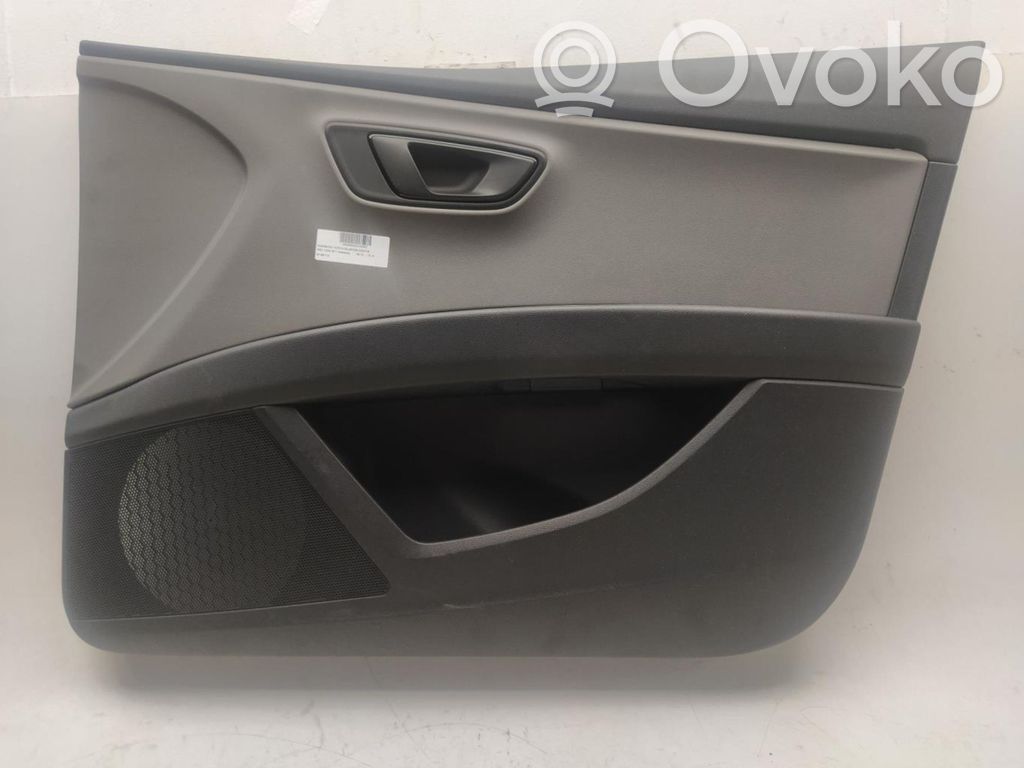 Revestimiento de puerta delantera   5F1867172