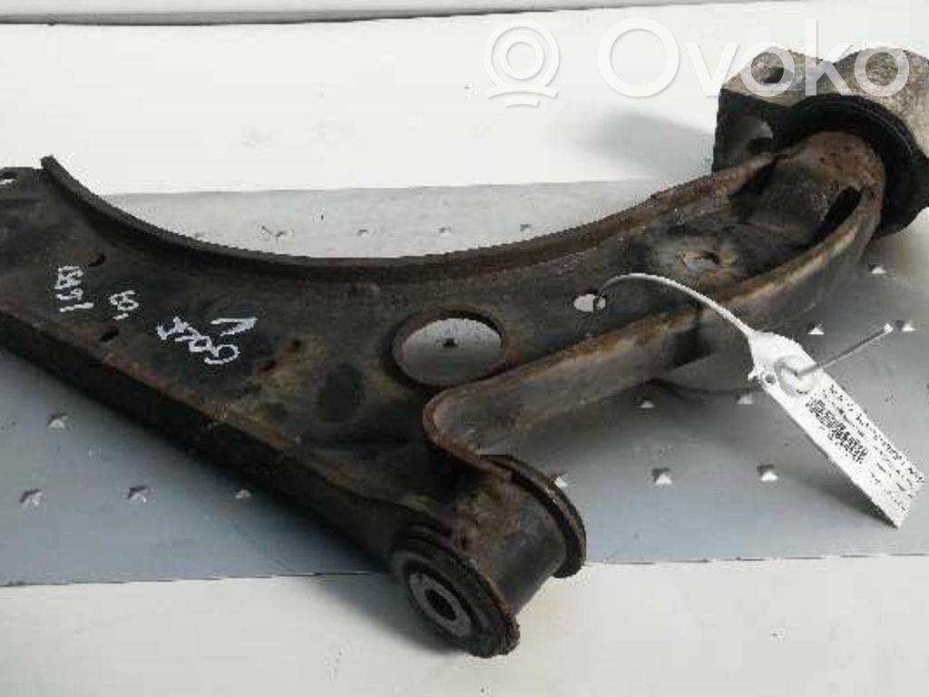 Volkswagen Golf V Basculă inferioară față