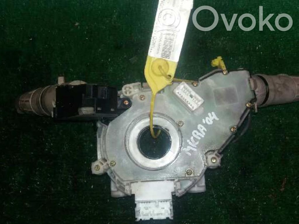 Nissan Micra Interruptor de control multifunción