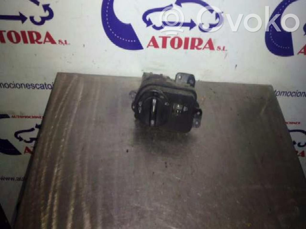Interruptor de luz   2S6T13A024CB