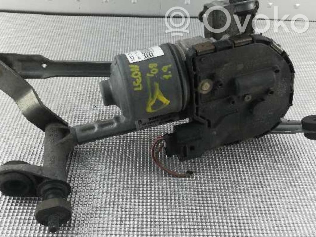 Motor și paralelogram ștergător parbriz   1P0955024B