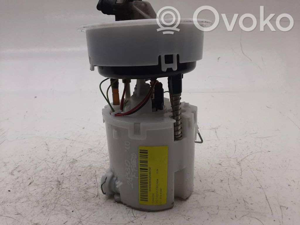 Bomba interna de combustible   8V519H307