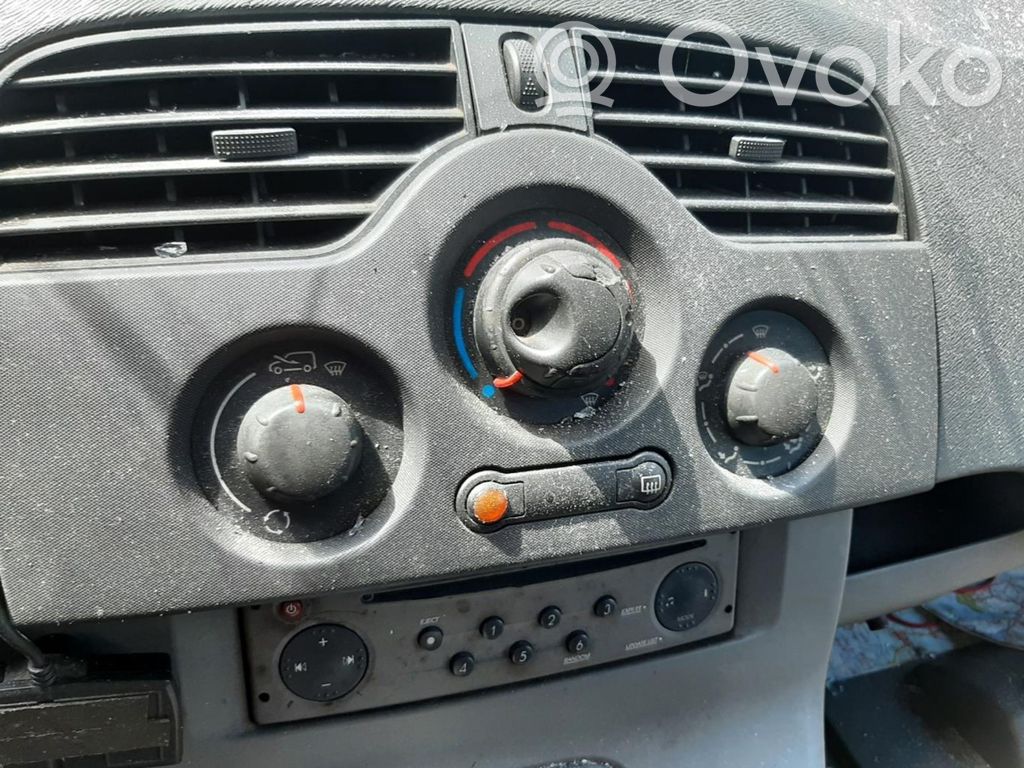 Panel klimatyzacji   275109404R