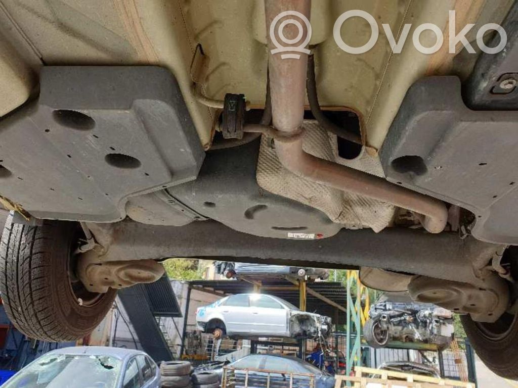 Bomba interna de combustible   46798700