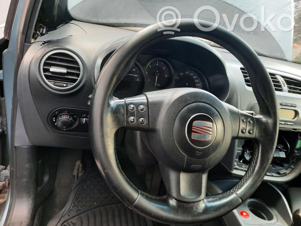 Seat Leon (1P) Ohjauspyörä 