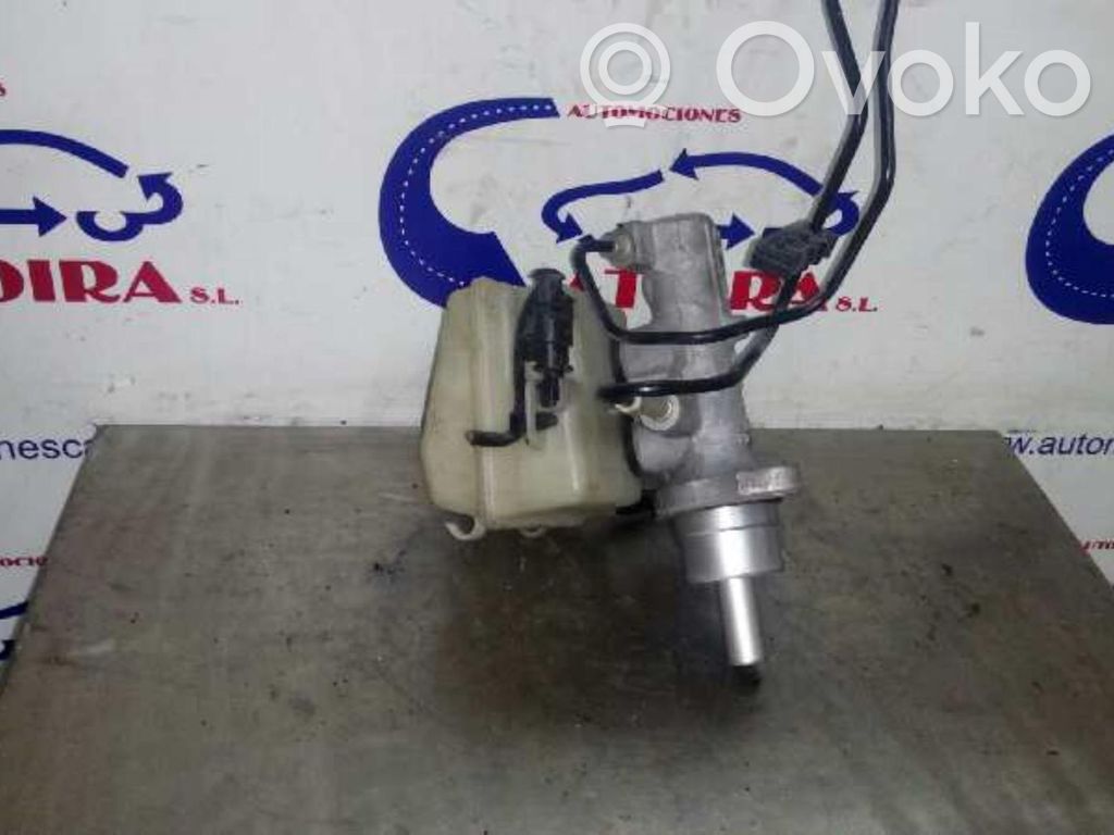 Bomba de freno   32067271