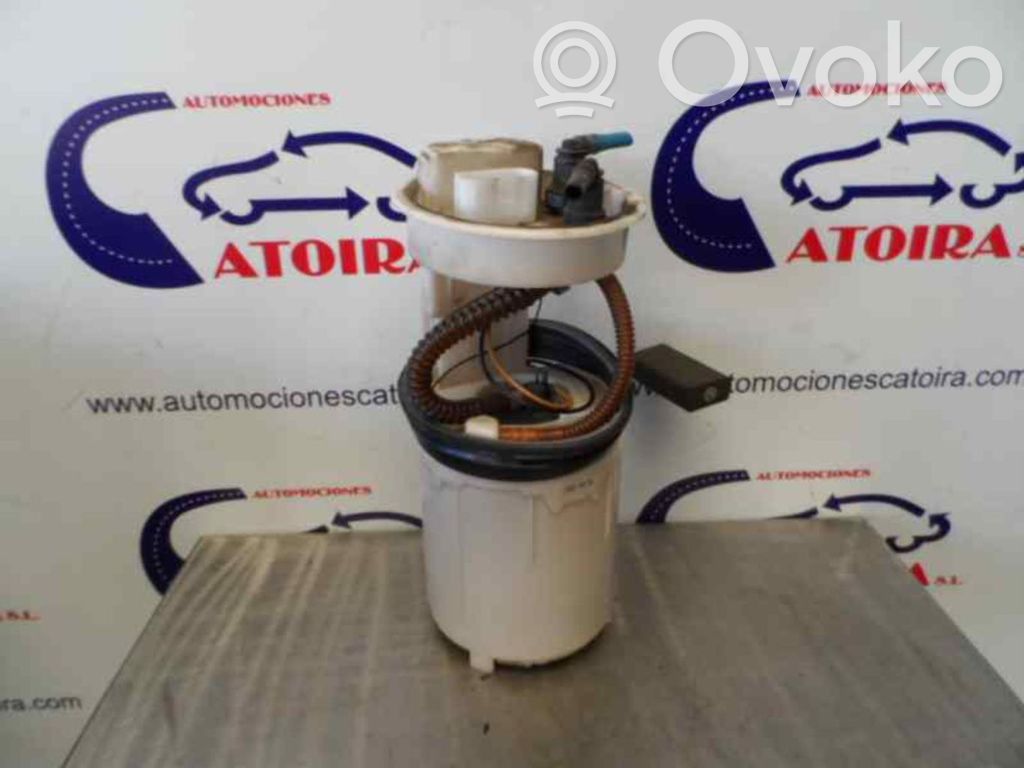 Bomba interna de combustible