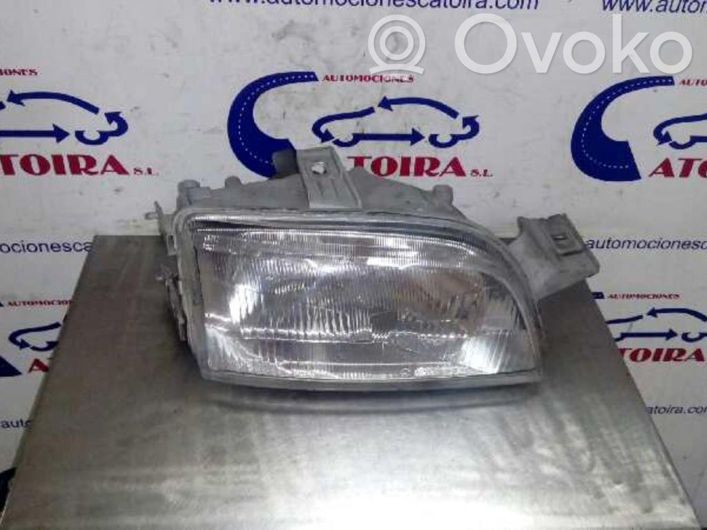 Fiat Punto (176) Faro/fanale