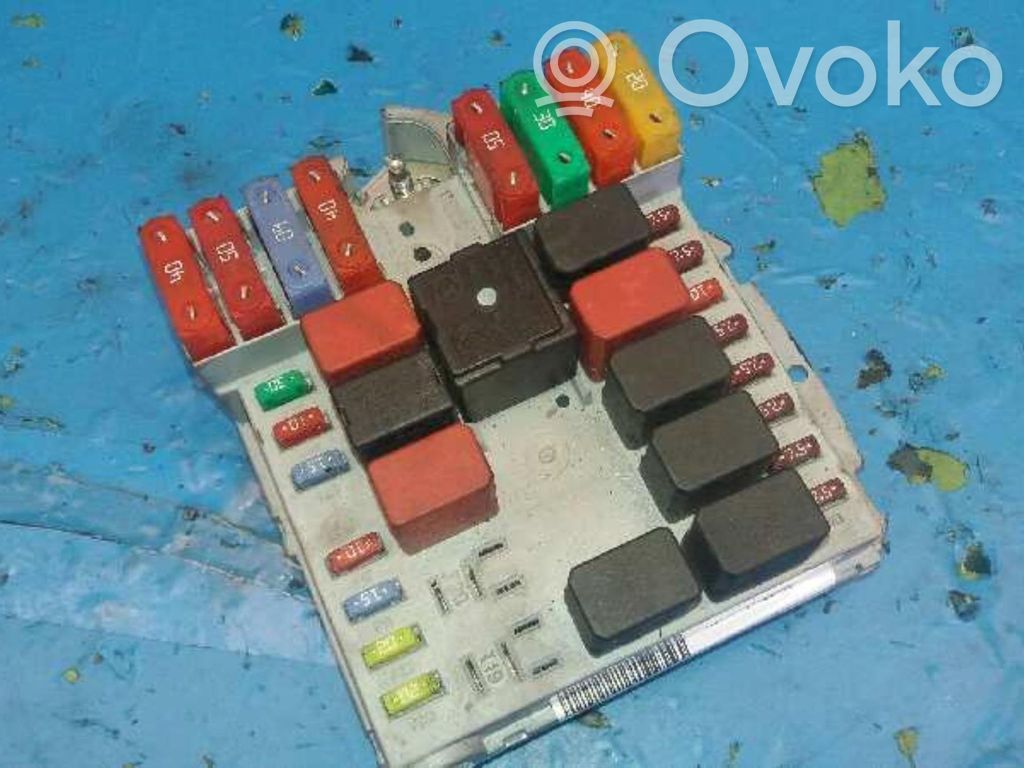 Modul siguranțe   51832042