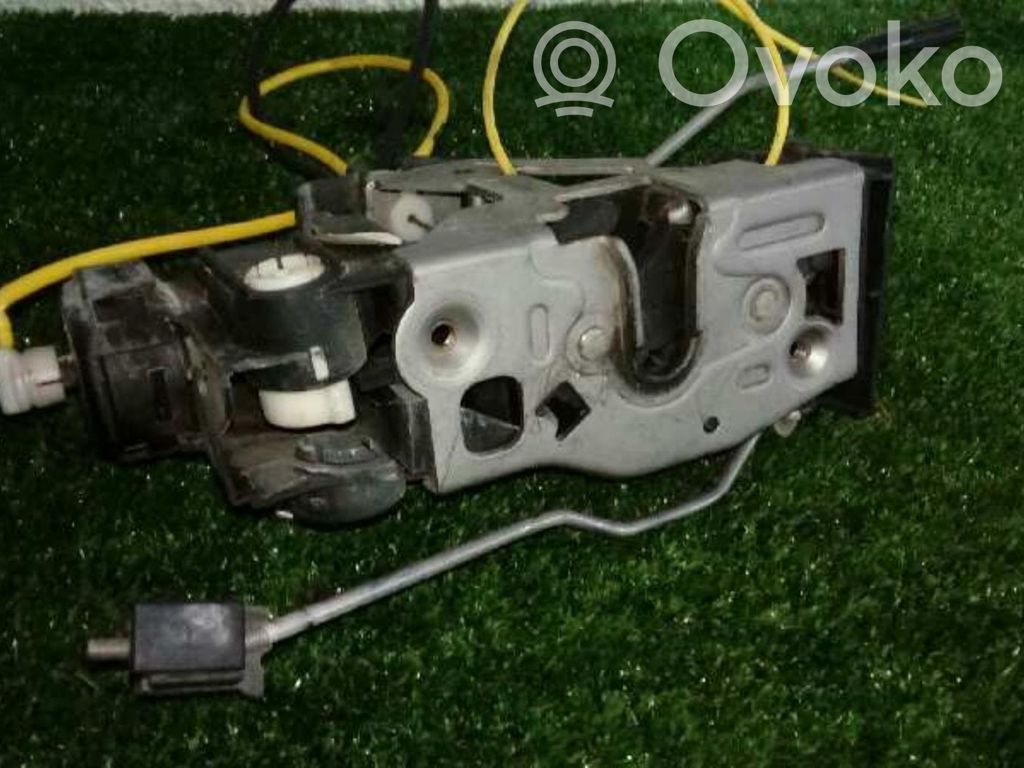 Mercedes-Benz A W168 Serratura portiera anteriore