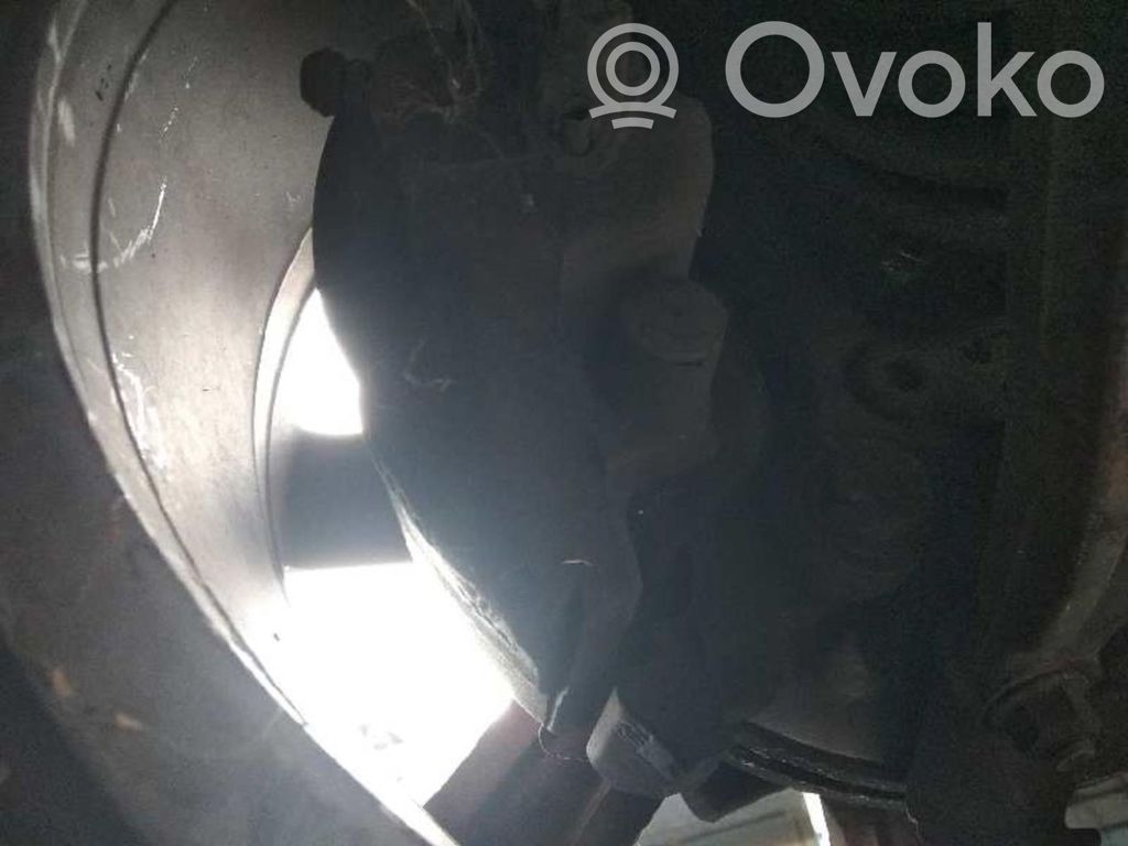 Volkswagen Golf V Set dischi freno e pinze