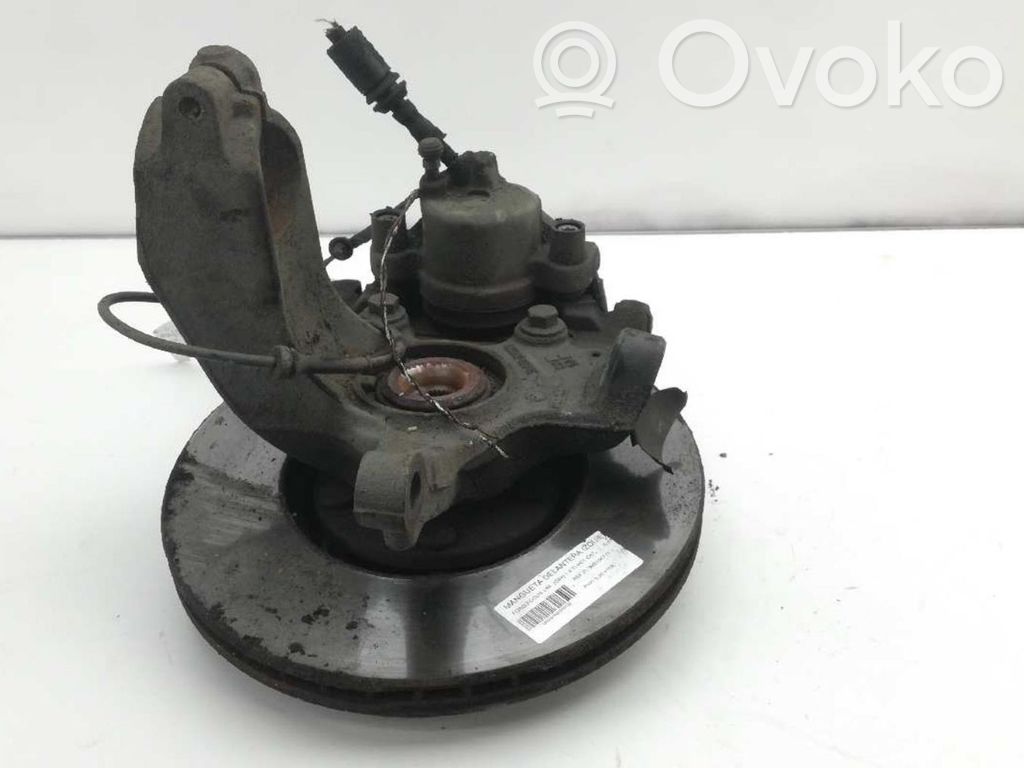 Fuso a snodo con mozzo ruota anteriore   3M513K171