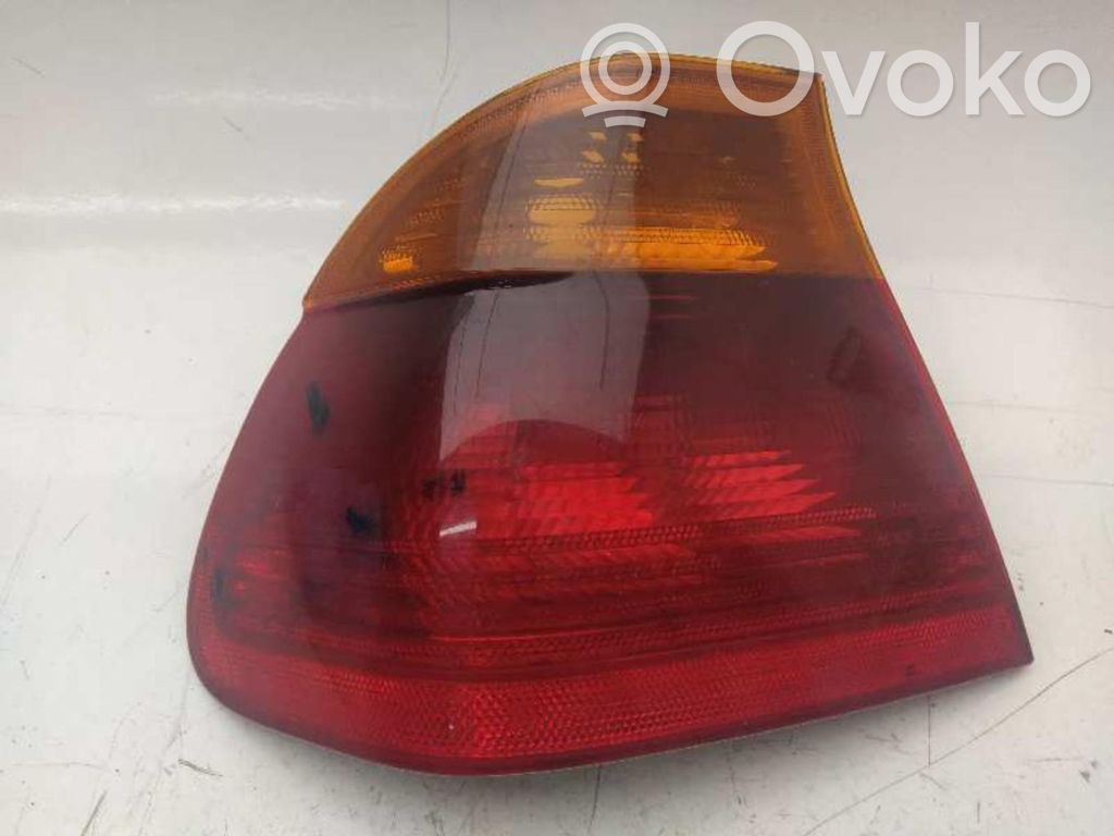 Luz trasera/de freno   230021L1