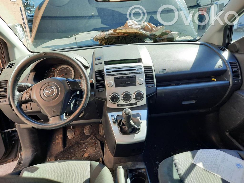 Mazda 5 Panelis 