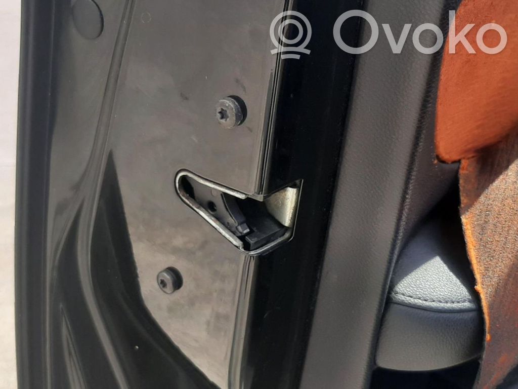Front door lock   51217229455