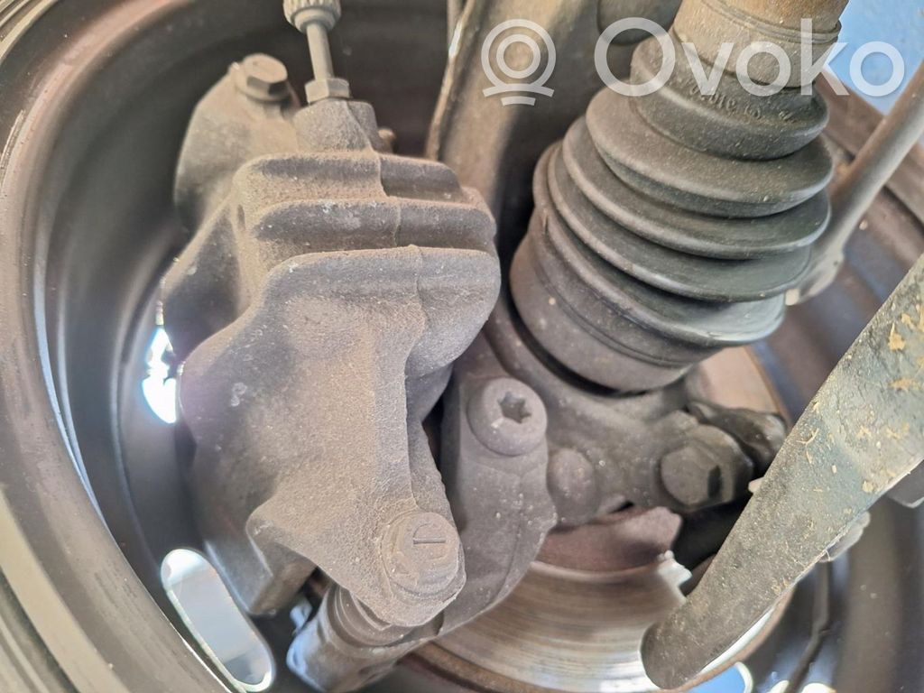 Peugeot 207 Set dischi freno e pinze 