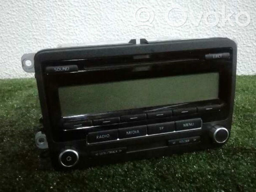 Panel / Radioodtwarzacz CD/DVD/GPS   VW1K0035186AA