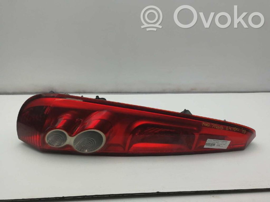 Luz trasera/de freno   6S6113405A