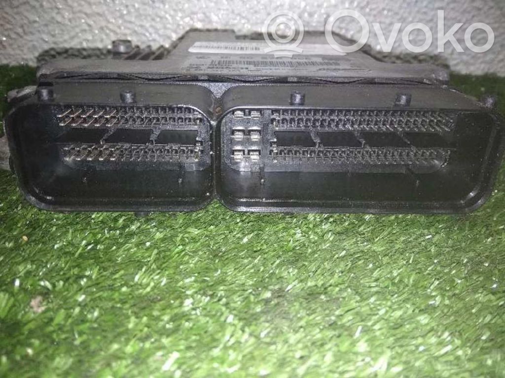 Komputer / Sterownik ECU silnika   55576906