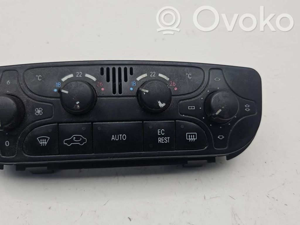 Mercedes-Benz C W203 Unitate control climatizare 