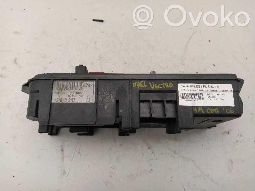 Módulo de fusible   13240247