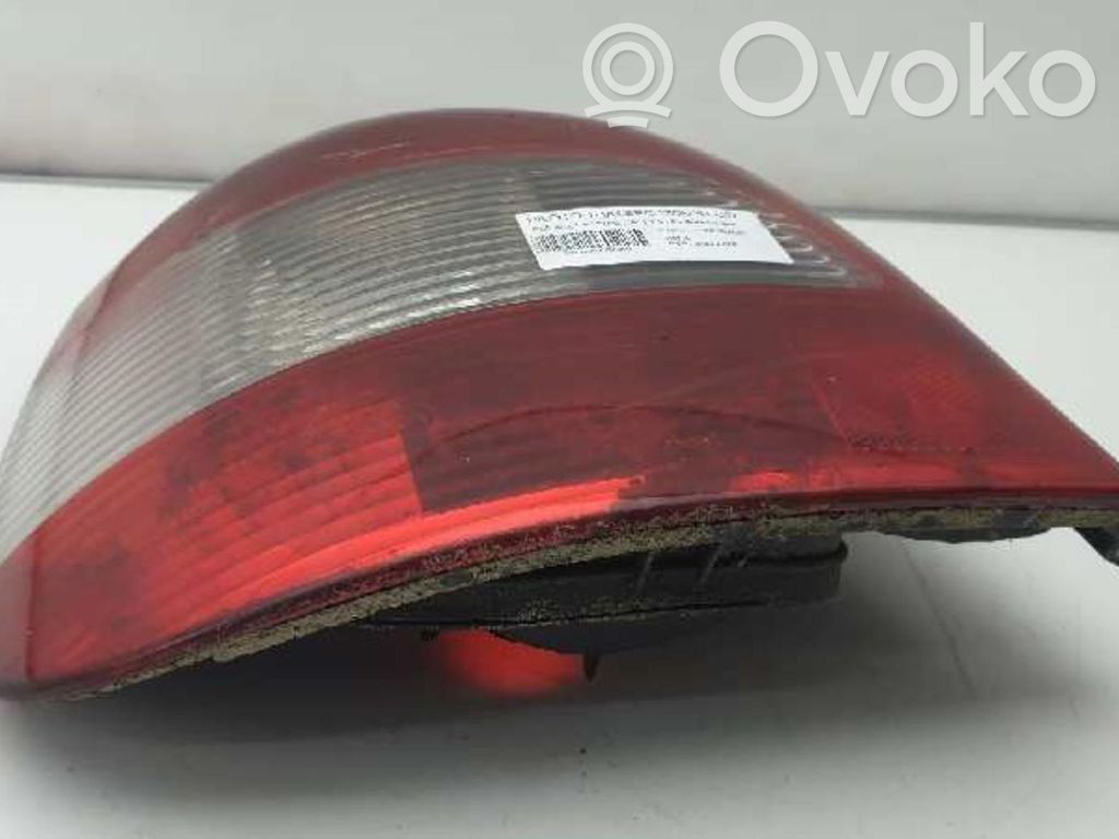 Luz trasera/de freno   7700428054