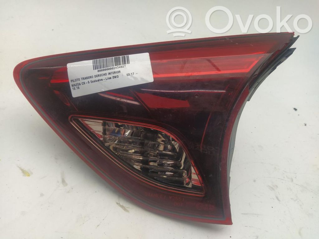 Luz trasera/de freno   KD53513F0B