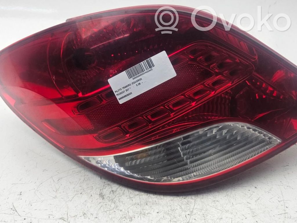 Peugeot 207 Lampă spate în caroserie 