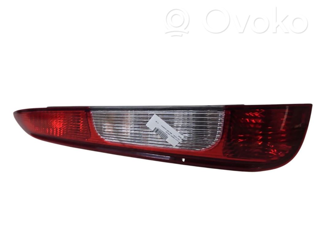 Lampa tylna   02R00F