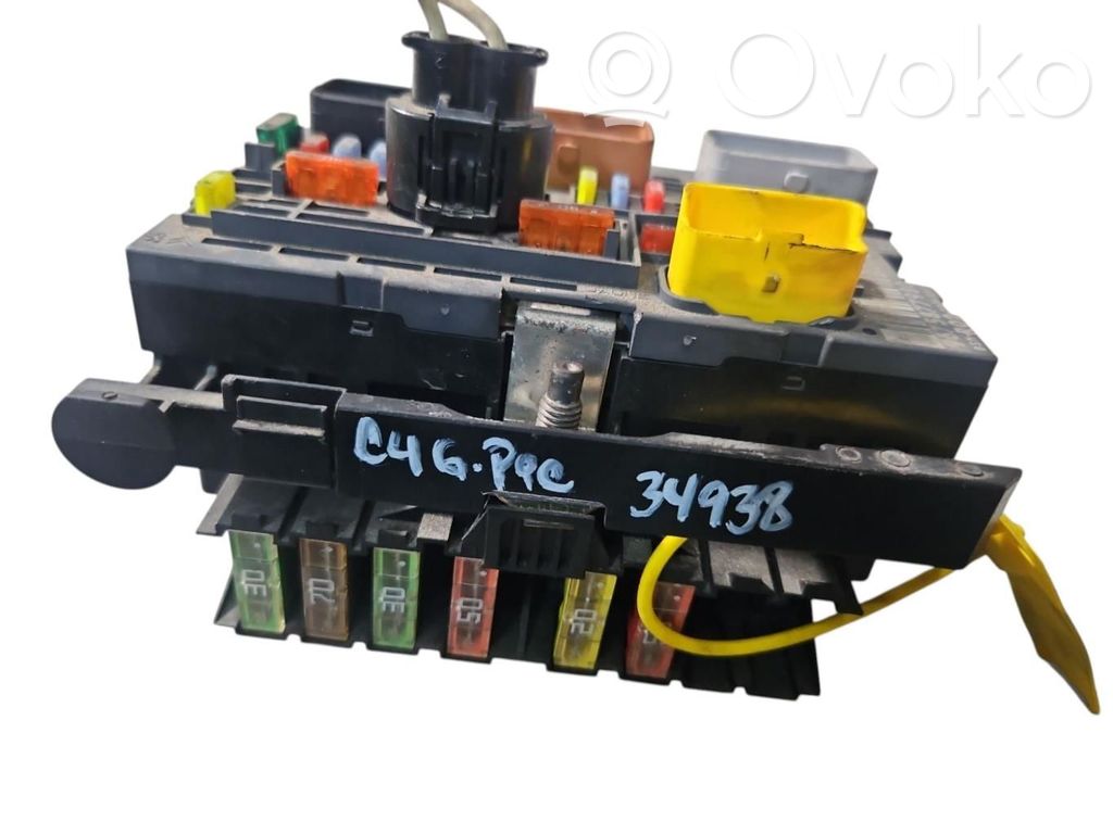 Módulo de fusible   9675877980